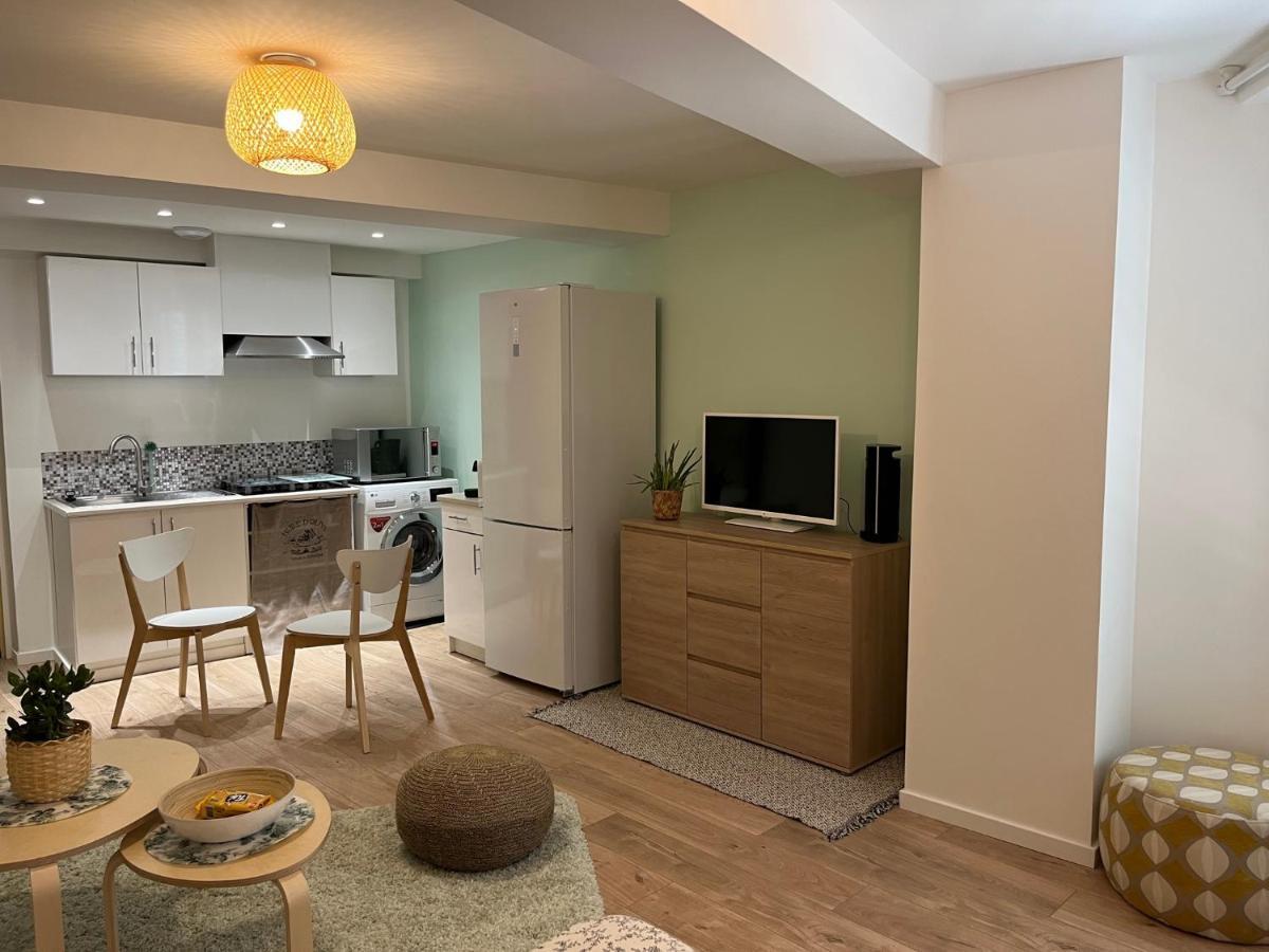 Studio Hyeres -Rue Pietonne Climatisation Lit 160 Tout Equipe - Sabrina Ngoại thất bức ảnh