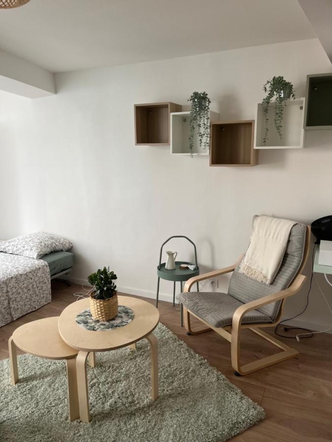 Studio Hyeres -Rue Pietonne Climatisation Lit 160 Tout Equipe - Sabrina Ngoại thất bức ảnh